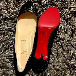 Authentic Christian Louboutin metallic brown python peep toe pumps size 11